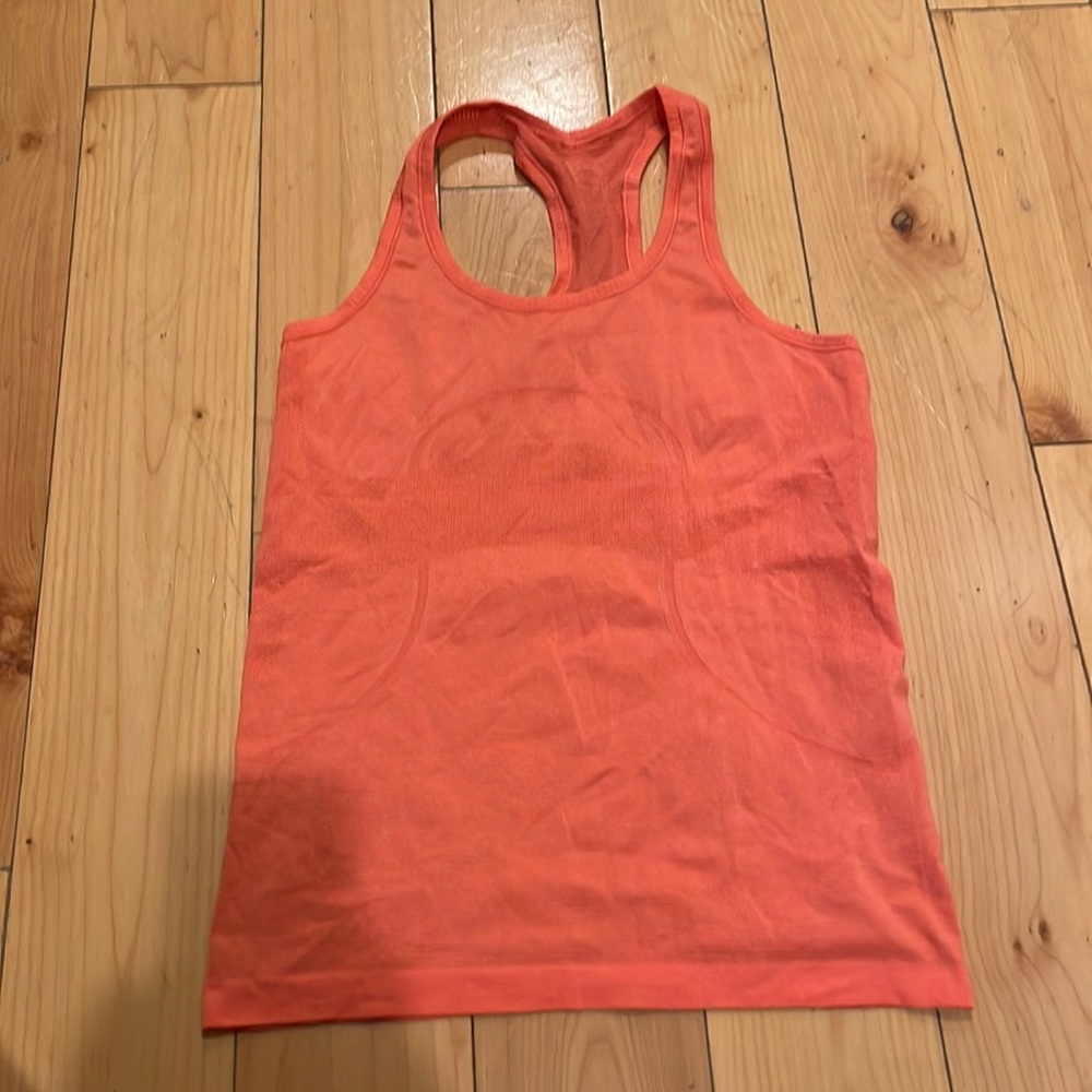 Women’s Lululemon razorback tank top orange size 8